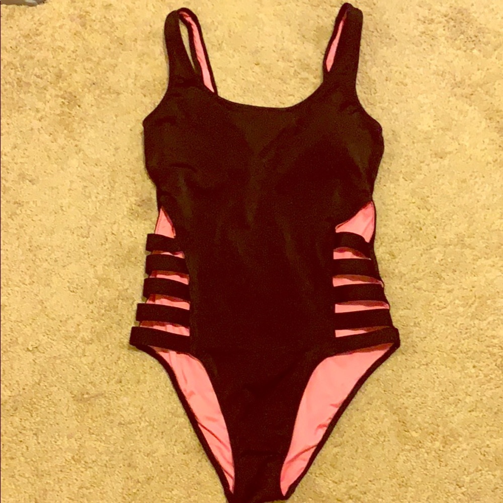 Vs PINK Swim